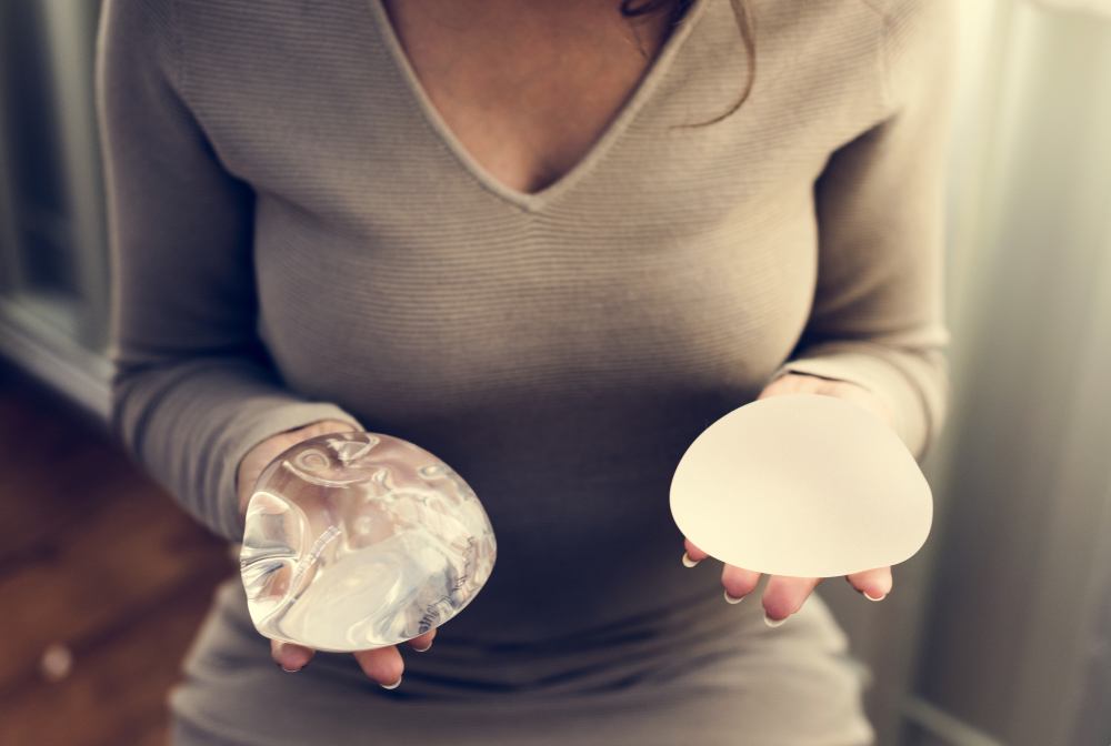 Saline vs Silicone Implants: Which Looks More Natural?