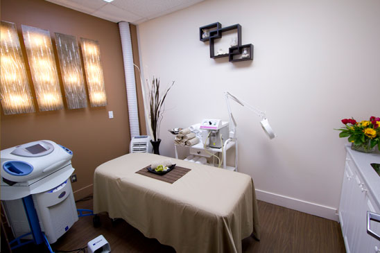 Toronto Cosmetic Clinic - Laser Treatment Room