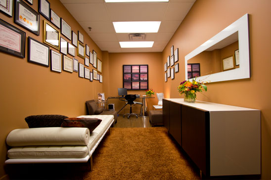Toronto Cosmetic Clinic - Preoperative Room
