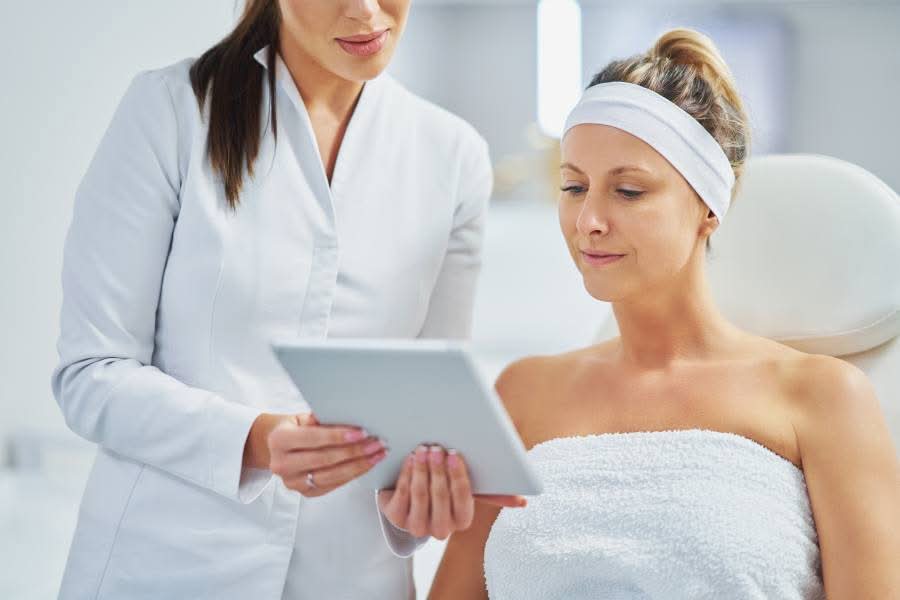 mommy-makeover-pricing-in-toronto mommy makeover costs in toronto